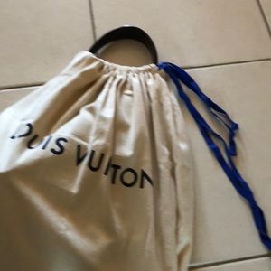 Luis Vuitton tote